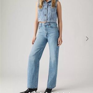 Levi’s wide leg ribcage Jean 31w 32l